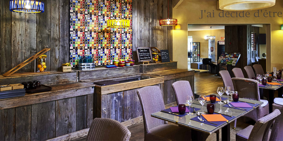 Rénovation et décoration de l'hôtel Ibis Styles de Cholet en 2016
