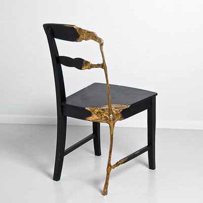 Des chaises inspirées du Kintsugi