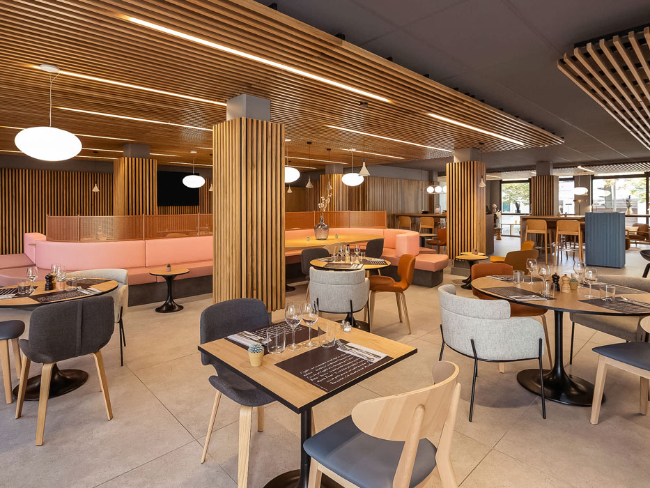 renovation-espace-petit-dejeuner-banquette-concept-metro-novotel-bordeaux-gare-saint-jean