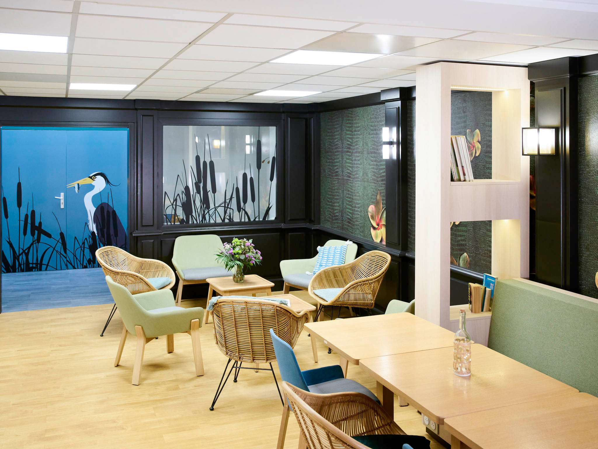 decoration-hotel-ibis-begles-salle-espaces-interieurs-mascaret-beige-mobilier-design-bordeaux