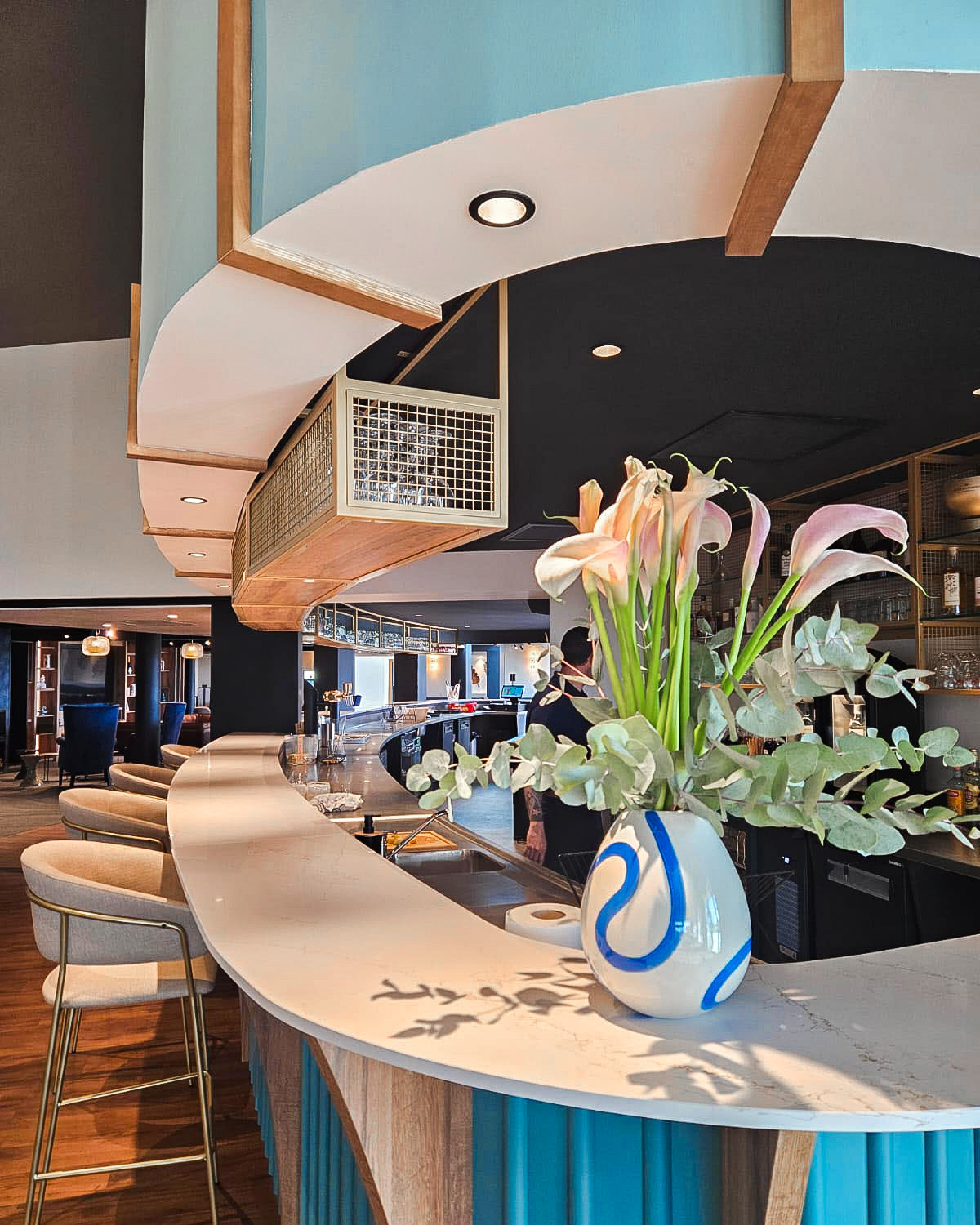 bar_renovation_architecture_golf_de_la_pree_optiondinterieur