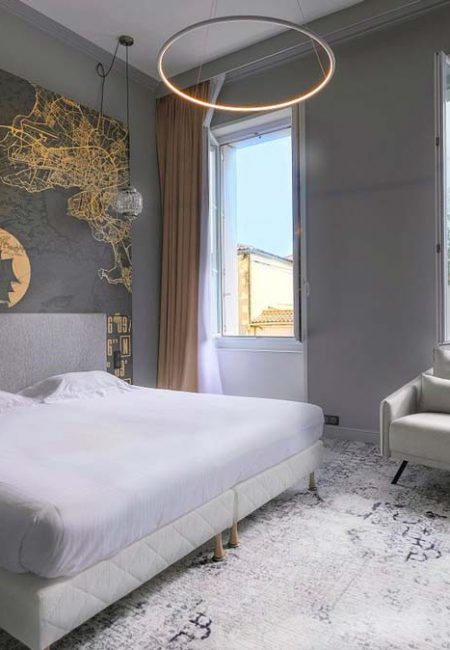 renovation-decoration-des-chambre-hotel-le-champlain-la-rochelle-theme-voyage